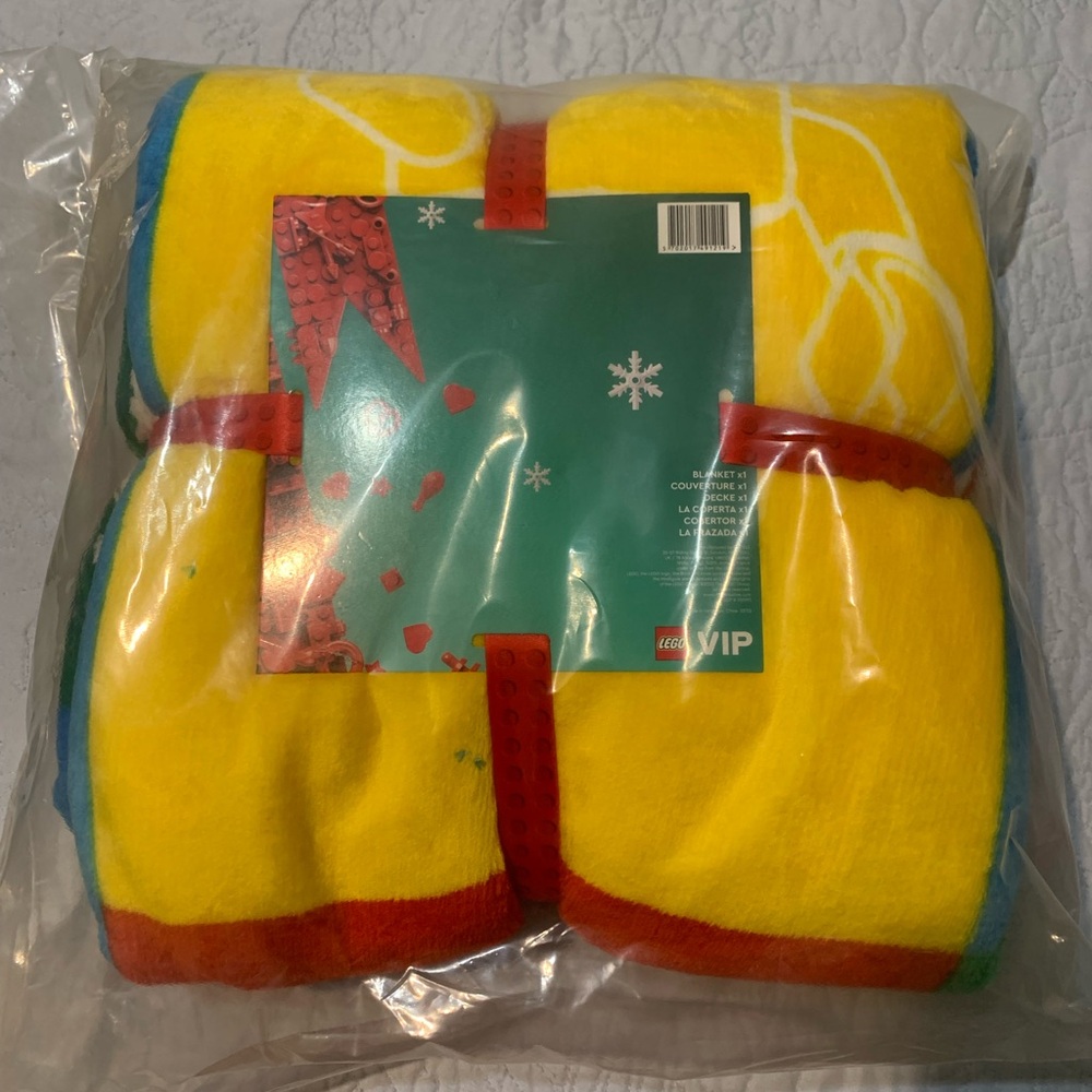 2022 Lego VIP fleece blanket